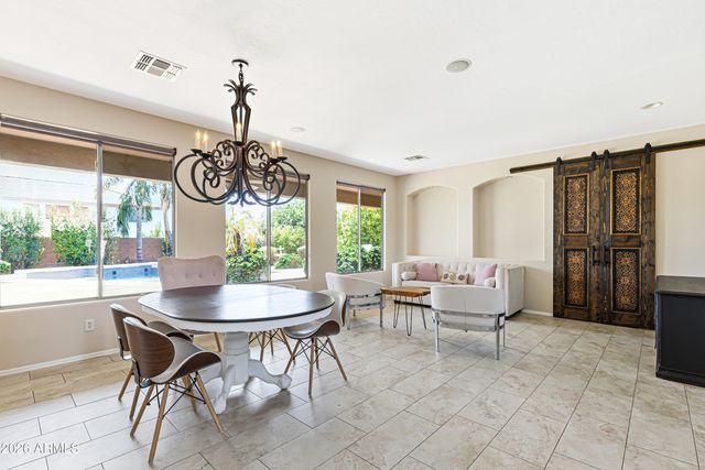 3229 W BUCKHORN Trail, Phoenix, AZ 85083