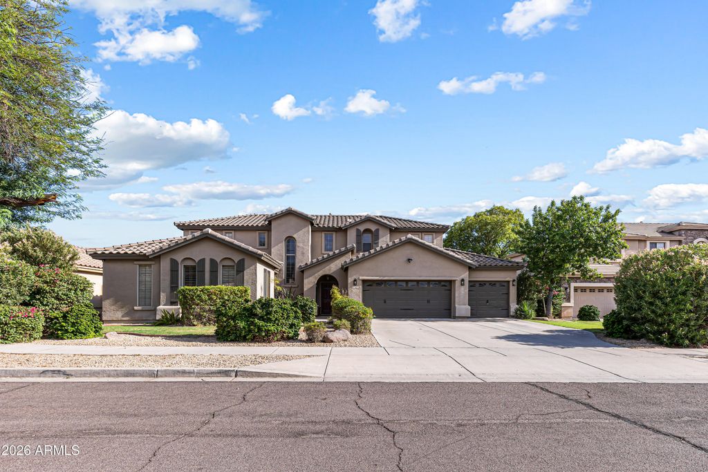 3229 W BUCKHORN Trail, Phoenix, AZ 85083 — photo 3