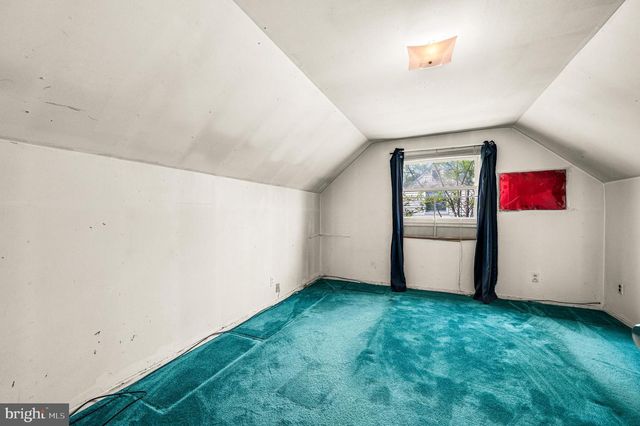 589 ELBRIDGE RD, Morrisville, PA 19067