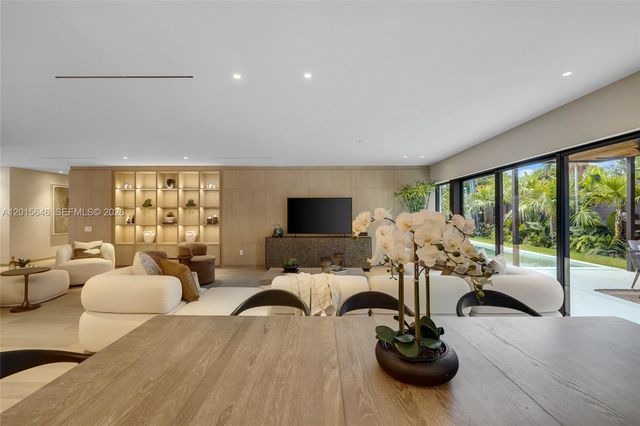 72 W Shore Drive W, Miami, FL 33133