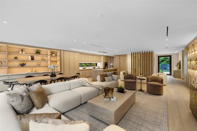 72 W Shore Drive W, Miami, FL 33133