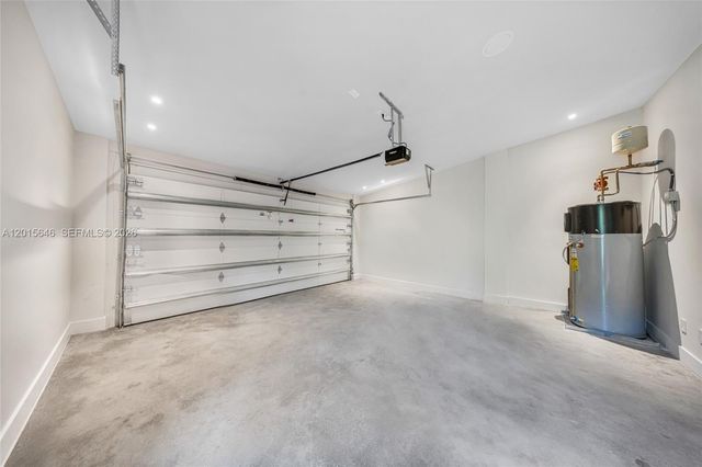 72 W Shore Drive W, Miami, FL 33133
