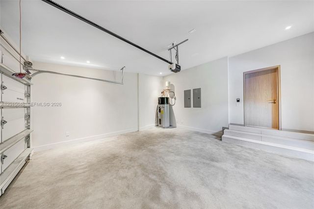 72 W Shore Drive W, Miami, FL 33133