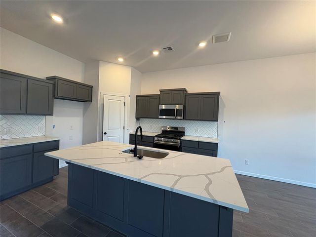 8505 NW 76th Street, Oklahoma City, OK 73132