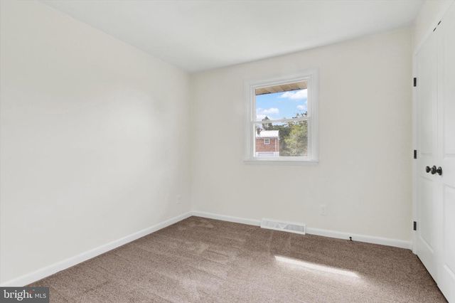 37 LISBURN AVE, Shrewsbury, PA 17361