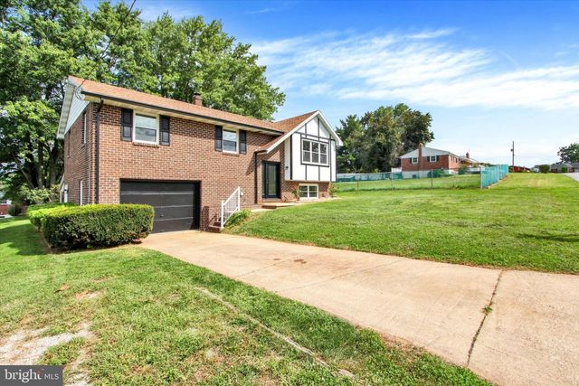 37 LISBURN AVE, Shrewsbury, PA 17361