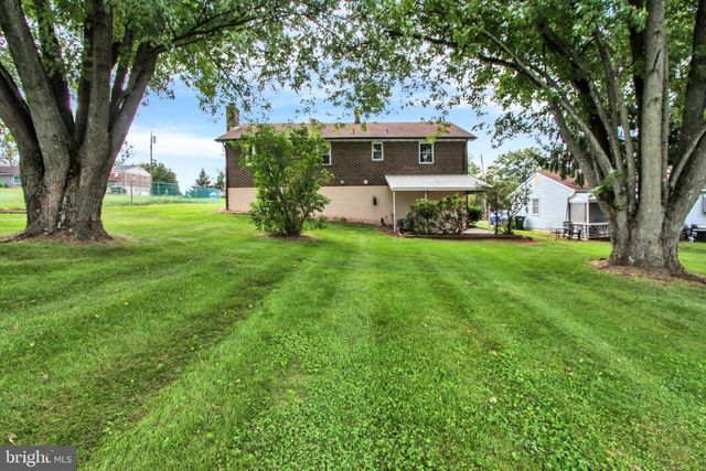 37 LISBURN AVE, Shrewsbury, PA 17361