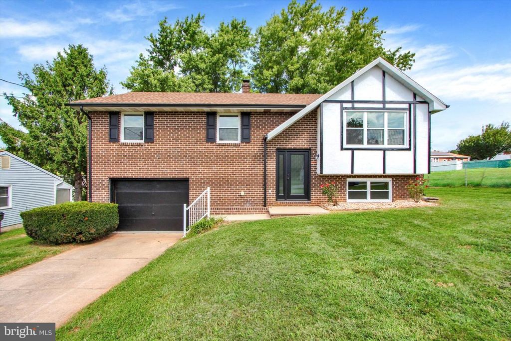 37 LISBURN AVE, Shrewsbury, PA 17361