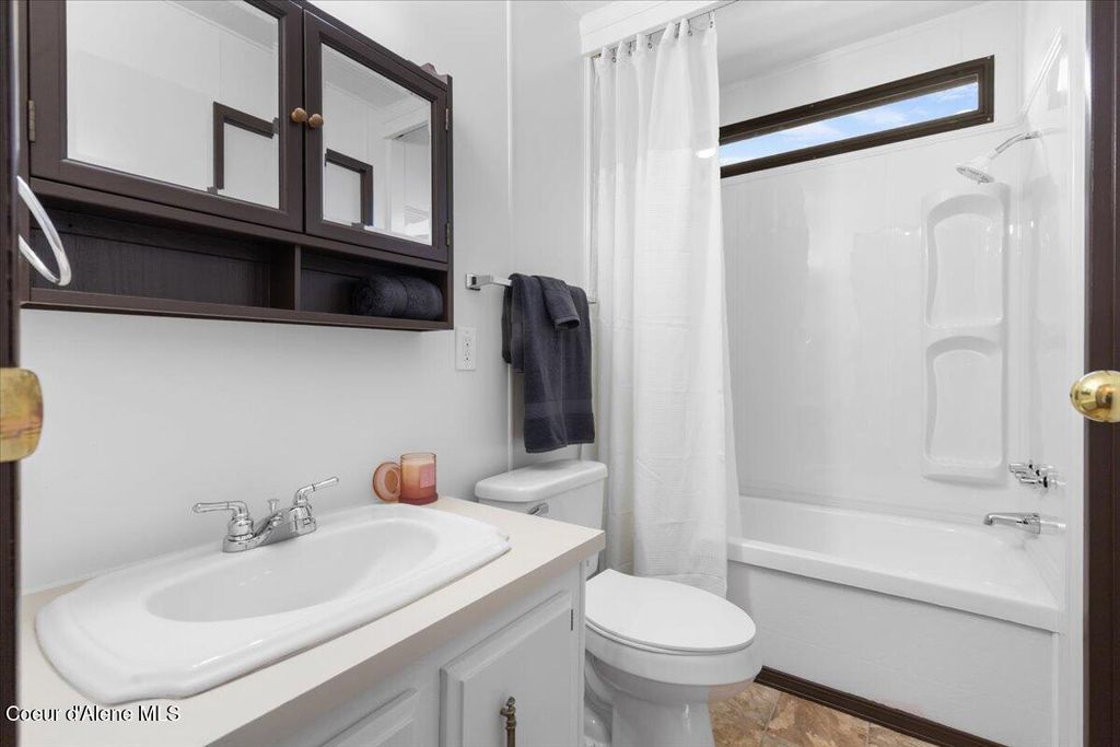 4470 E 16th Ave, 33, Post Falls, ID 83854 photo 17