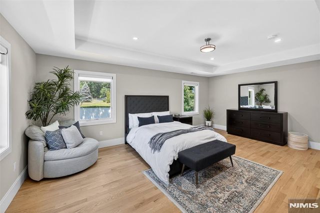 457 Lincoln Drive, Paramus, NJ 07652