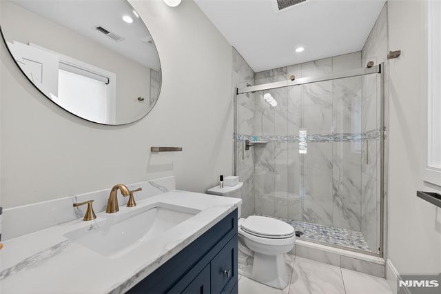 457 Lincoln Drive, Paramus, NJ 07652