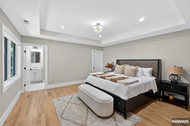 457 Lincoln Drive, Paramus, NJ 07652
