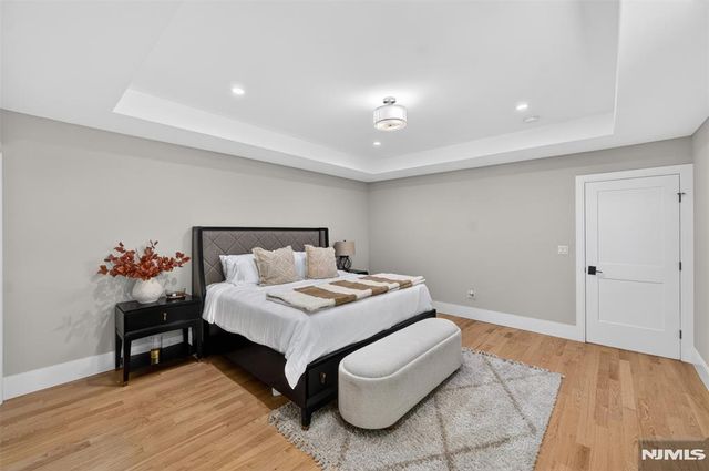 457 Lincoln Drive, Paramus, NJ 07652