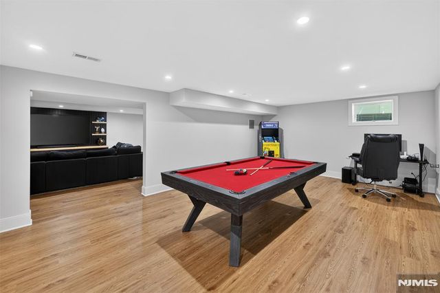 457 Lincoln Drive, Paramus, NJ 07652