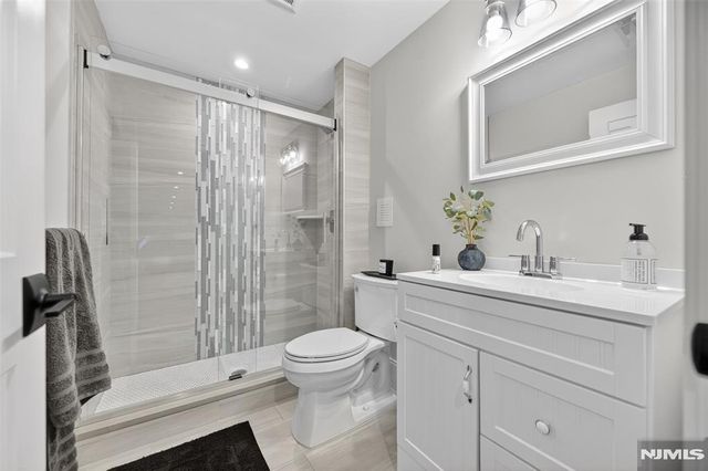 457 Lincoln Drive, Paramus, NJ 07652
