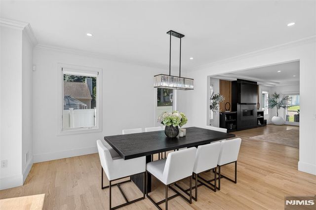 457 Lincoln Drive, Paramus, NJ 07652