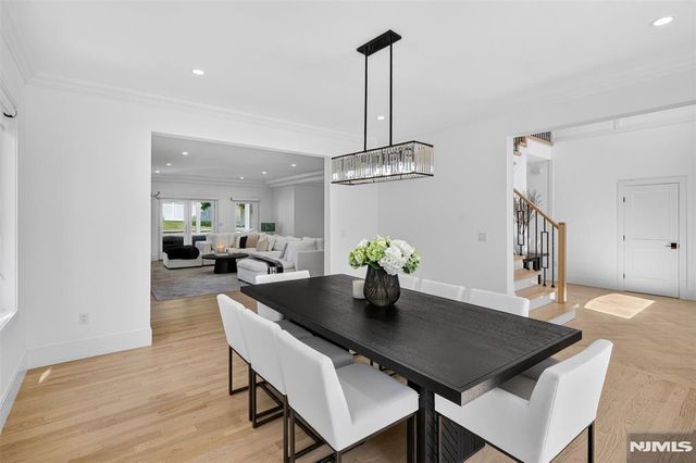 457 Lincoln Drive, Paramus, NJ 07652