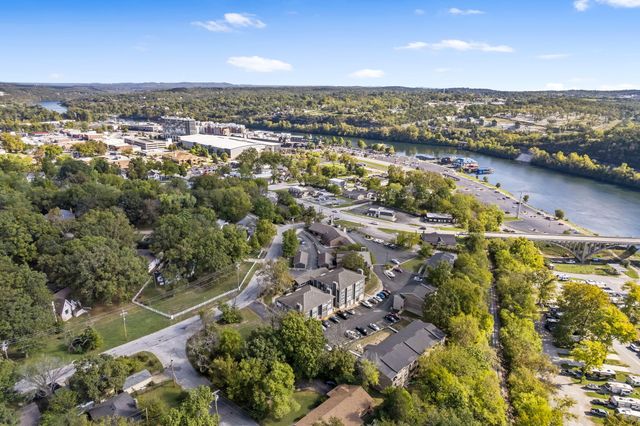 118 West Hensley Street, B, Branson, MO 65616