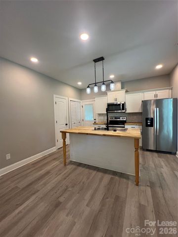 2425 Milton Avenue, Gastonia, NC 28052
