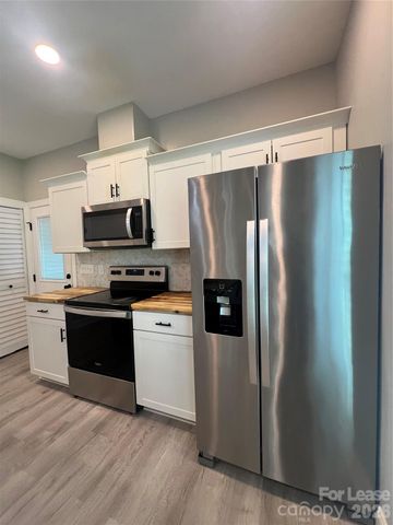 2425 Milton Avenue, Gastonia, NC 28052