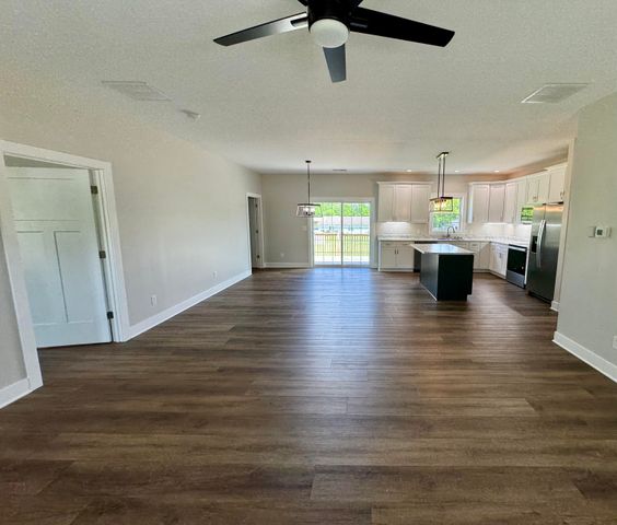 287 Rolling Meadows Drive, Lancaster, KY 40444