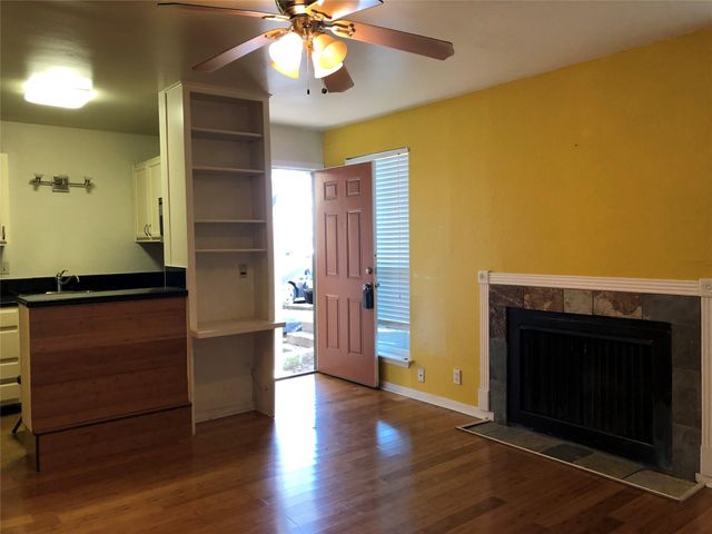1000 W 26th ST 105, Austin, TX 78705
