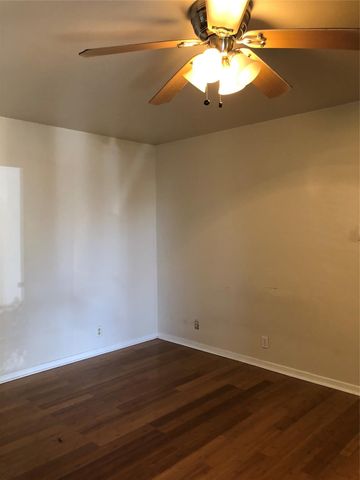 1000 W 26th ST 105, Austin, TX 78705