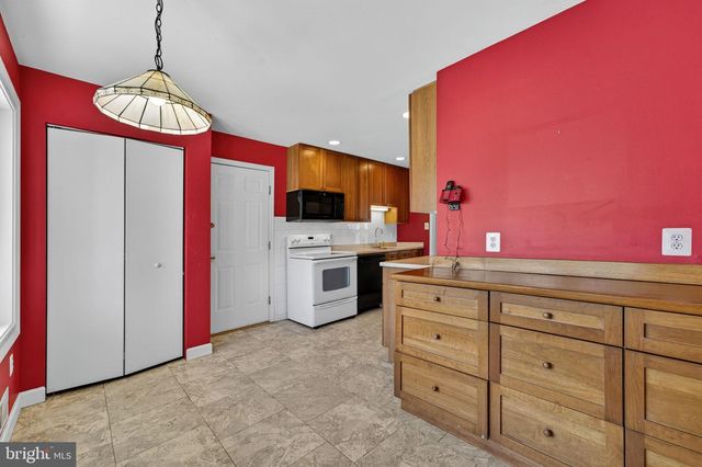 7510 ROXBURY AVE, Manassas, VA 20109