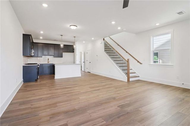 1617 Worley Way NW, Atlanta, GA 30318