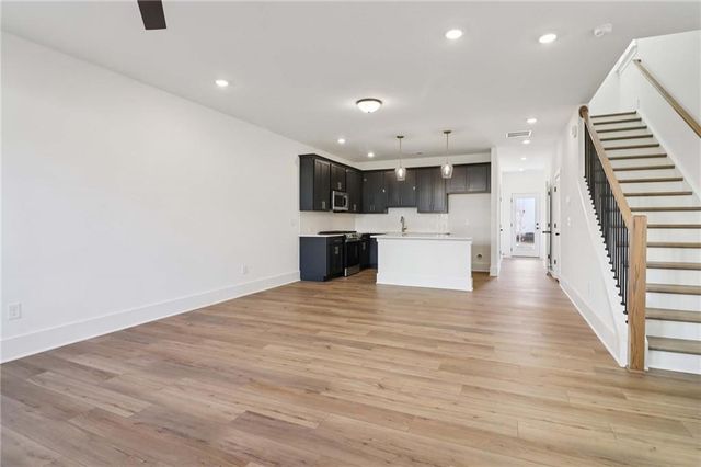 1617 Worley Way NW, Atlanta, GA 30318