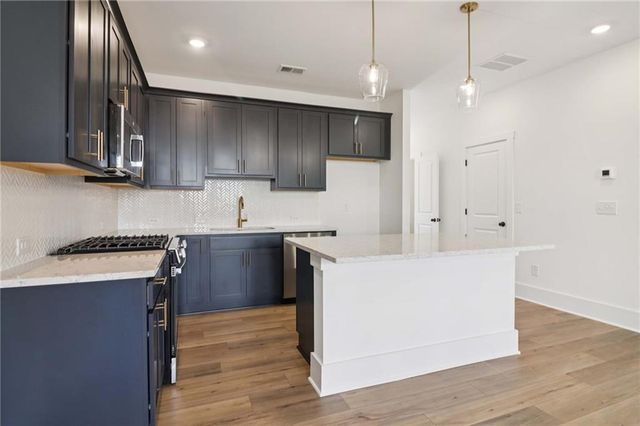 1617 Worley Way NW, Atlanta, GA 30318