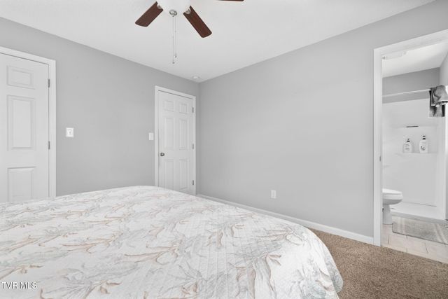 906 Locklaine Drive, Johnson City, TN 37601