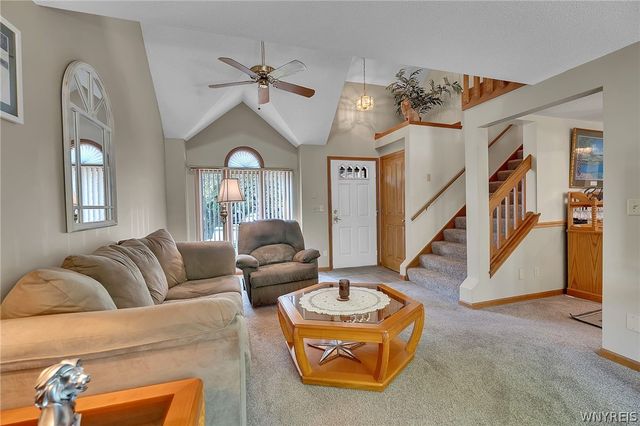 15 In The Woods Lane, West Seneca, NY 14224