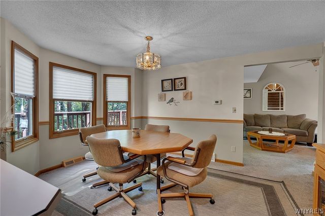 15 In The Woods Lane, West Seneca, NY 14224