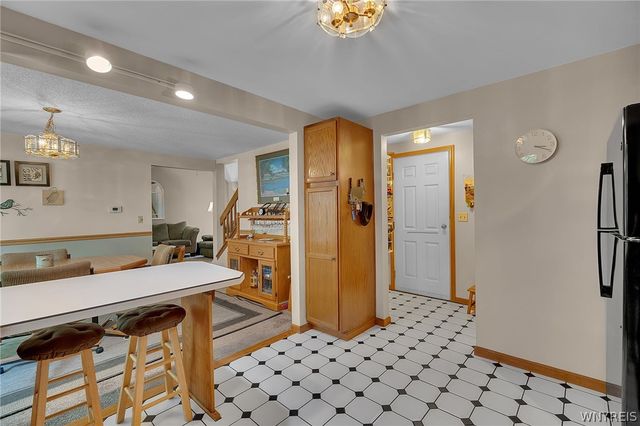 15 In The Woods Lane, West Seneca, NY 14224