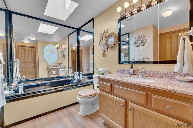 15 In The Woods Lane, West Seneca, NY 14224