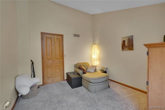 15 In The Woods Lane, West Seneca, NY 14224