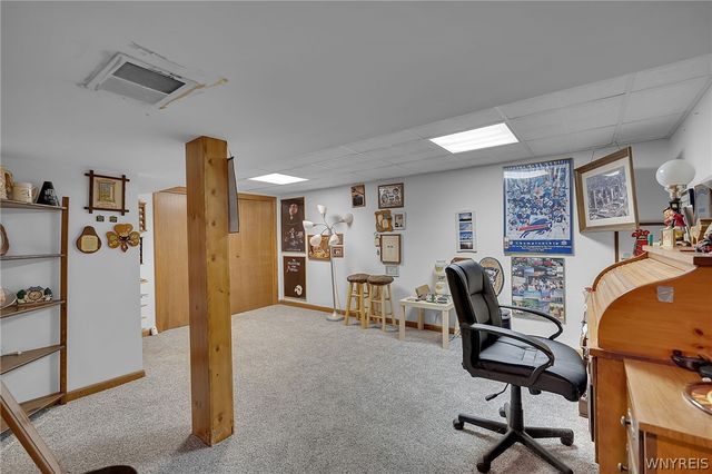 15 In The Woods Lane, West Seneca, NY 14224
