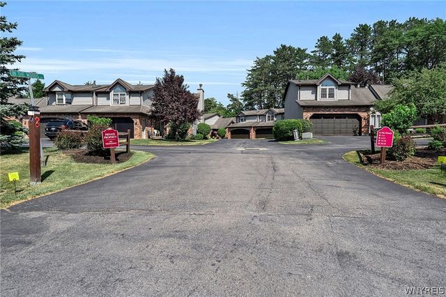 15 In The Woods Lane, West Seneca, NY 14224