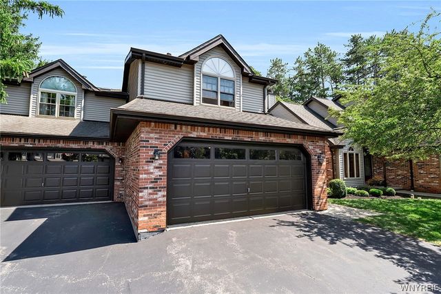 15 In The Woods Lane, West Seneca, NY 14224