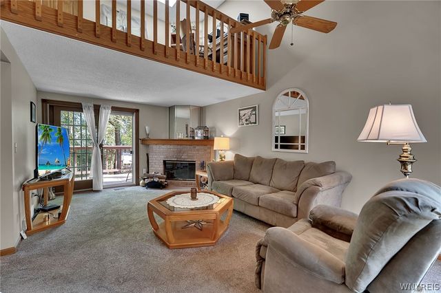 15 In The Woods Lane, West Seneca, NY 14224