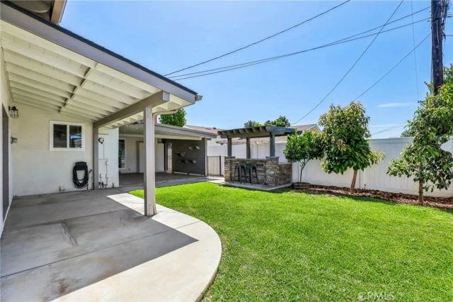 11003 Lindesmith Avenue, Whittier, CA 90603