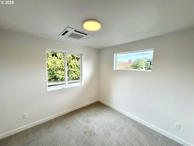 6 Ne 74TH Ave unit C, Portland, OR 97213