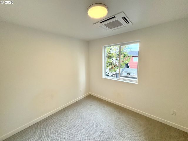 6 Ne 74TH Ave unit C, Portland, OR 97213