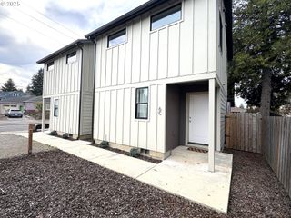 6 Ne 74TH Ave unit C, Portland, OR 97213