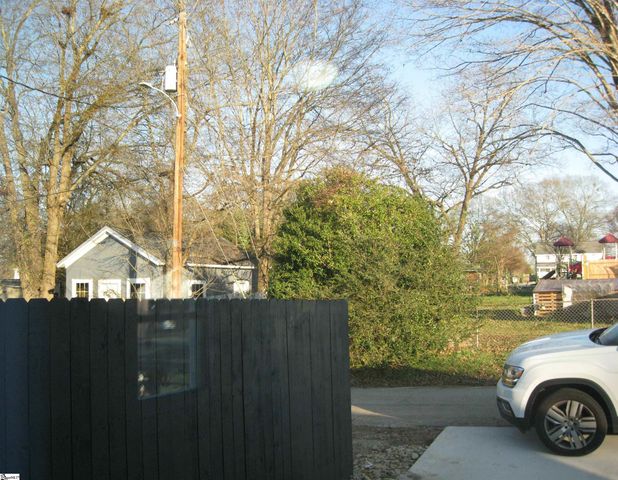1 Bollinger Street Unit B, Pelzer, SC 29669