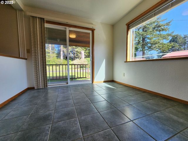 92920 CAPE BLANCO Rd, Sixes, OR 97476