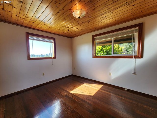 92920 CAPE BLANCO Rd, Sixes, OR 97476