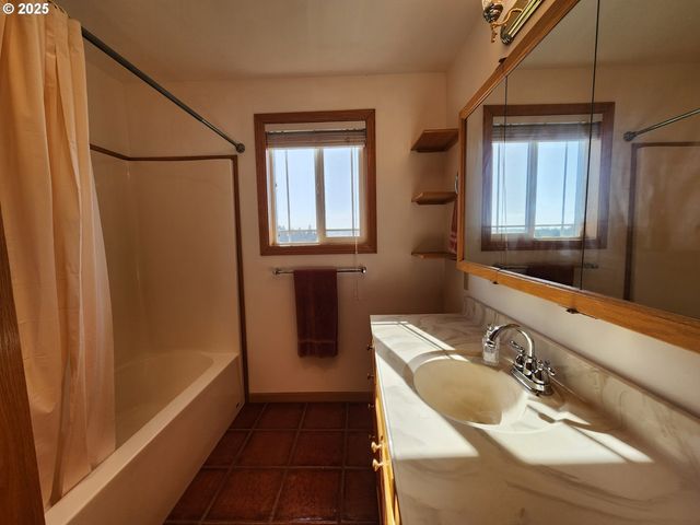 92920 CAPE BLANCO Rd, Sixes, OR 97476
