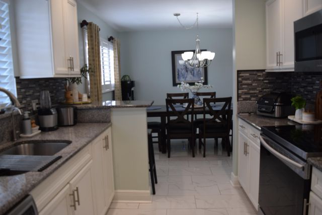 1 Lake Vista Trl Apt 201, Port St Lucie, FL 34952